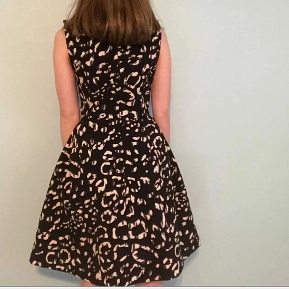H&M Leopard Print Sleeveless Dress - Picture 3 of 10